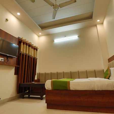 Hotel Haridev Roorkee Exterior photo